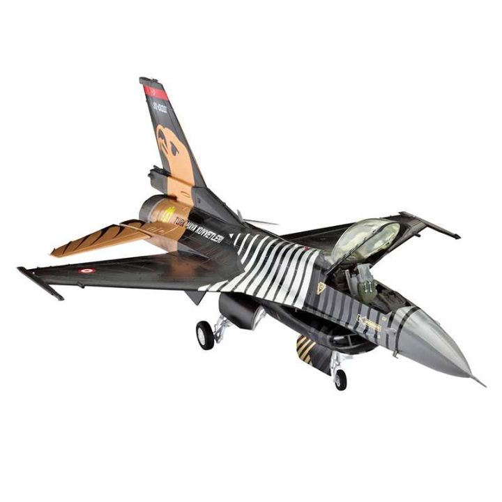 Plastikov model letadla F-16 C 'SOLO TRK' (1:72) - Revell 04844