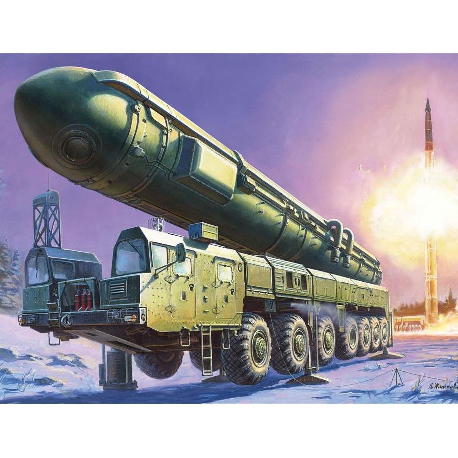 Plastikov model vozidla Ballistic Missile Launcher "Topol" SS-25 Sickle (1:72) - Zvezda 5003