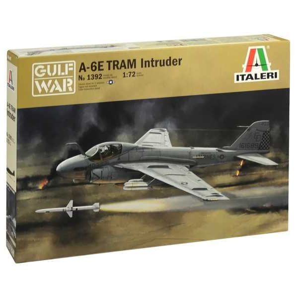 Plastikov model letadla A-6E TRAM INTRUDER (1:72) - Italeri 1392