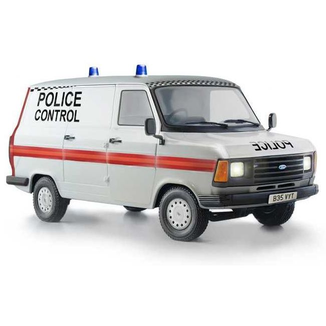 Plastikov model auta Ford Transit UK Police (1:24) - Italeri 3657