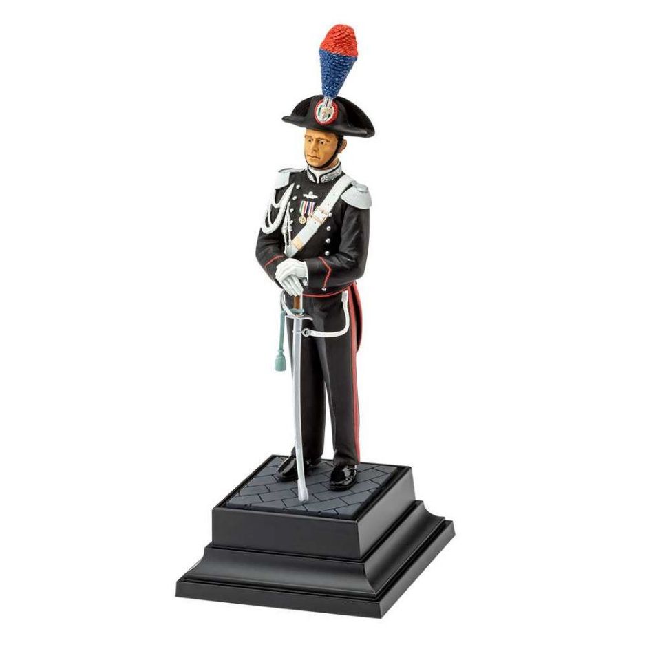 Plastov figurka Carabinier (1:16) - Revell 02802